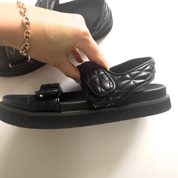 Universal Thread Quilted Platform Dad Sandals Black Size 5 - Picture 7 of 7